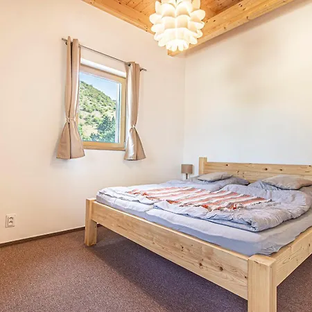 Pod Janovskym Vrskom * Plavecky Svaety Mikulas