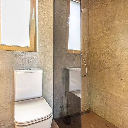 Pod Janovskym Vrskom 公寓 *